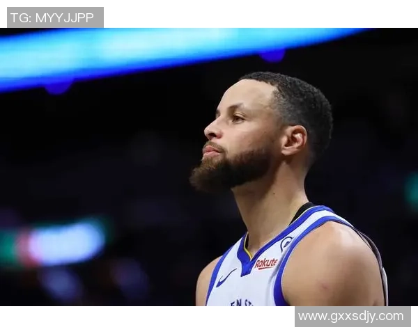 勇士与马刺G3对决精彩回顾双方球员表现与战术分析 勇士与马刺G3对决精彩回顾双方球员表现与战术分析